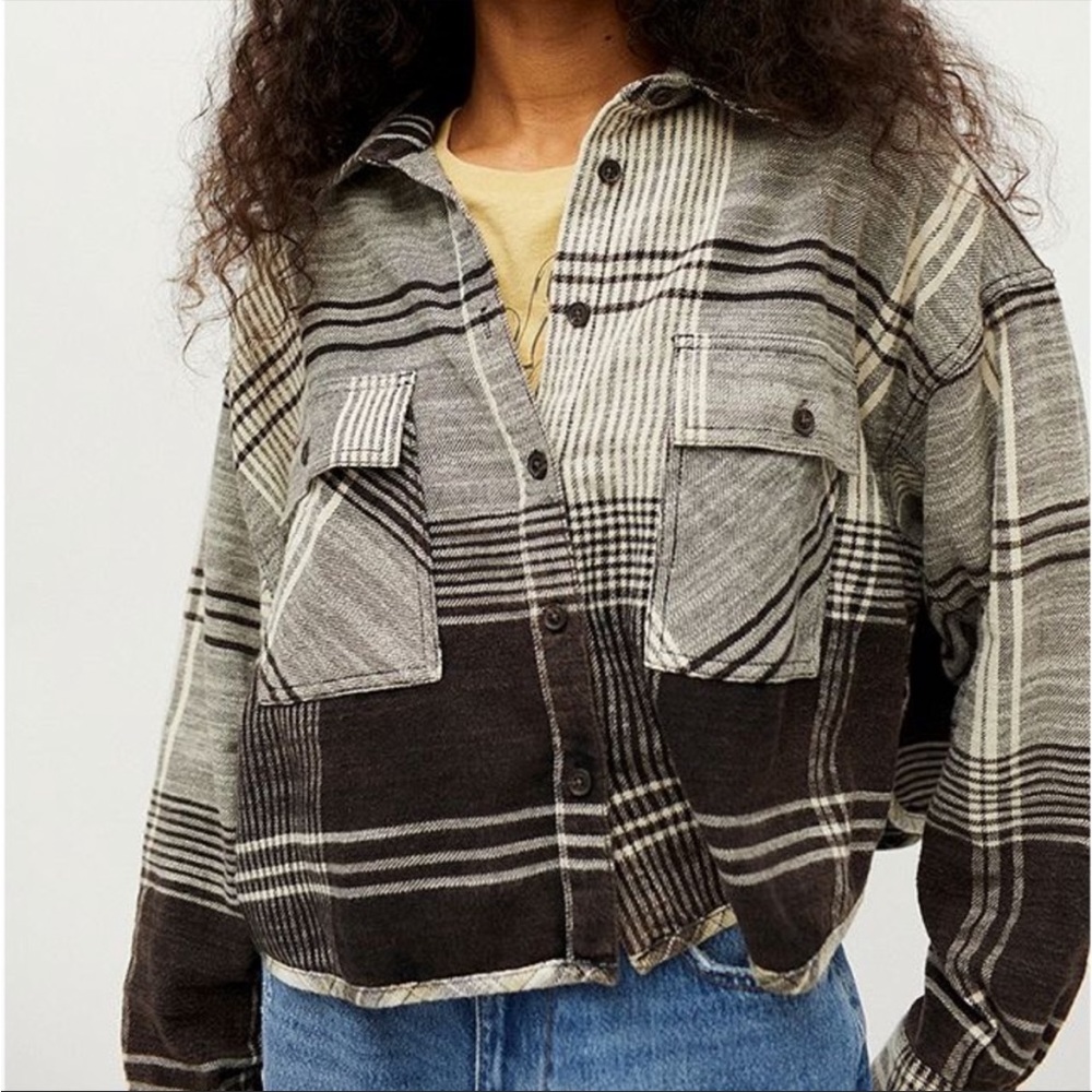 urban outfitter flannel small
